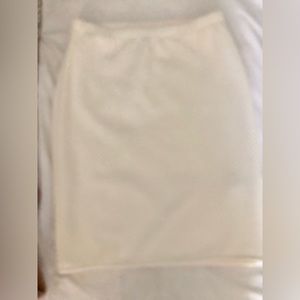 Max studio white skirt